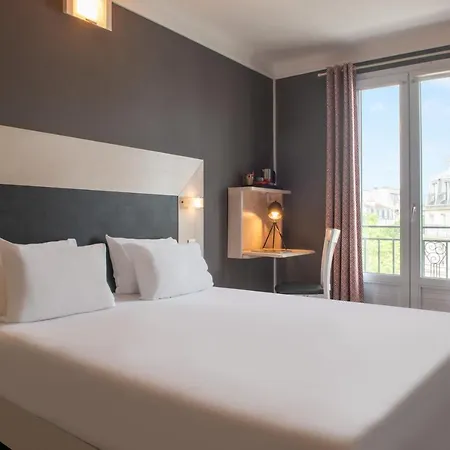 Baldi By Magna Arbor Hotel Parigi