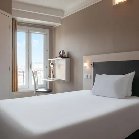 Baldi By Magna Arbor Hotel Parigi